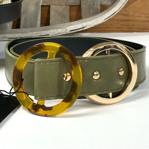 NWT Nasty Gal Circle In Double Metal And Tortoise Shell Double Buckle Be… - Picture 1 of 10